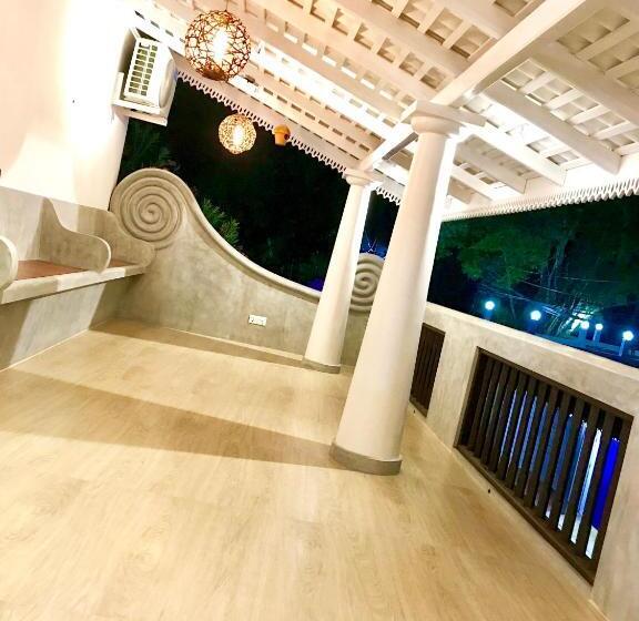 סוויטת ג'וניור עם מרפסת, Ck House Unawatuna