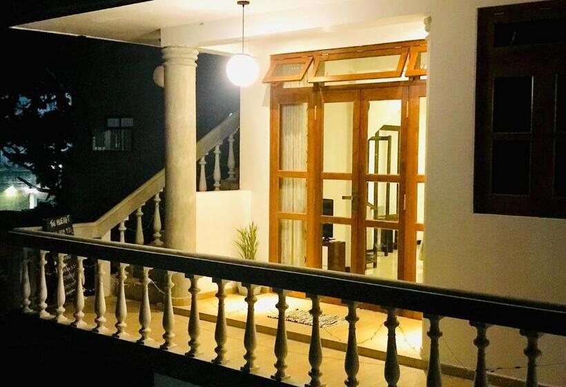 חדר דלוקס, Ck House Unawatuna