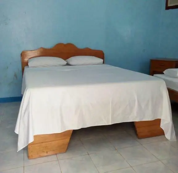 بانگلوی استاندارد, John Lhea Beach Cottages