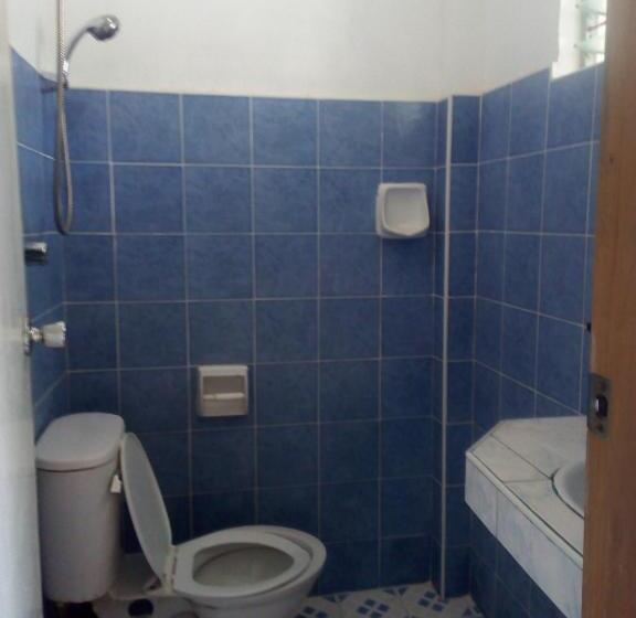 اتاق اکونومی, John Lhea Beach Cottages