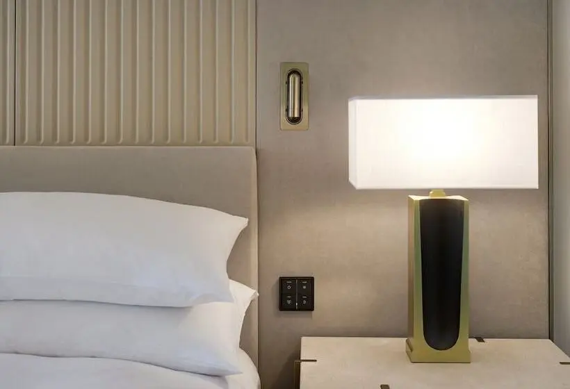 インサイドデラックスルーム, Jw Marriott Hotel Madrid