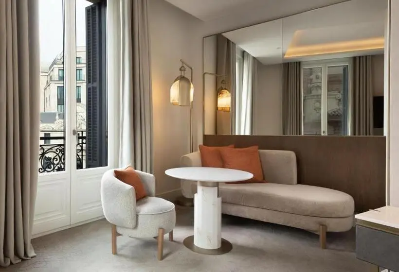 キングサイズベッド、シティビューデラックスルーム, Jw Marriott Hotel Madrid