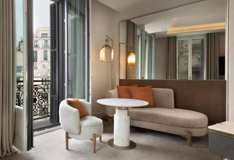 キングサイズベッド、シティビューデラックスルーム, Jw Marriott Hotel Madrid