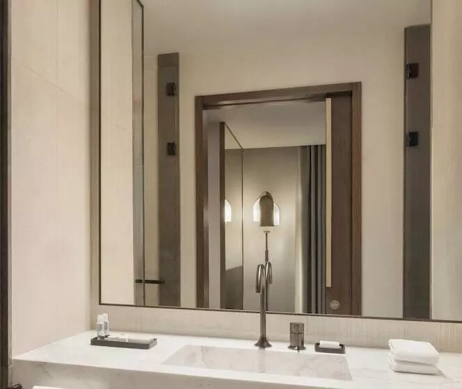 インサイドデラックスルーム, Jw Marriott Hotel Madrid