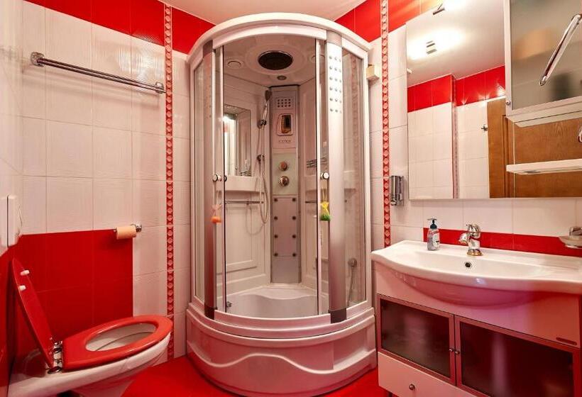 스탠다드 트리플 발코니 룸, Casa Cu Flori Moisei