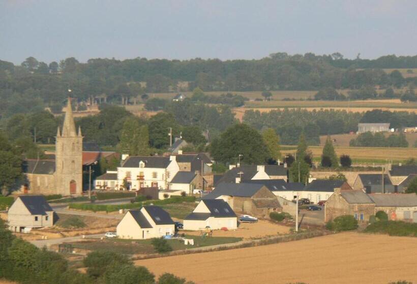 غرفة عائلية, La Ferme De La Cavalerie
