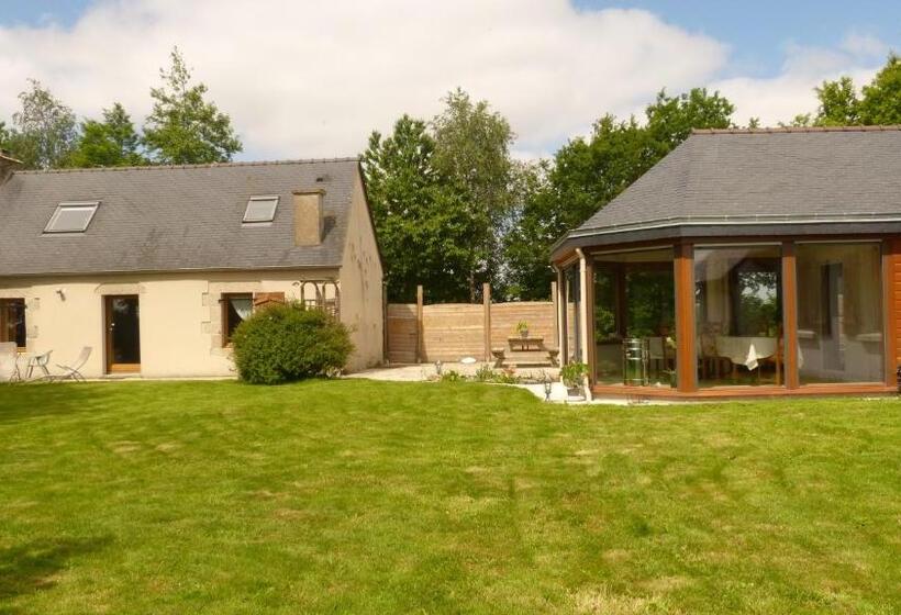 غرفة عائلية, La Ferme De La Cavalerie