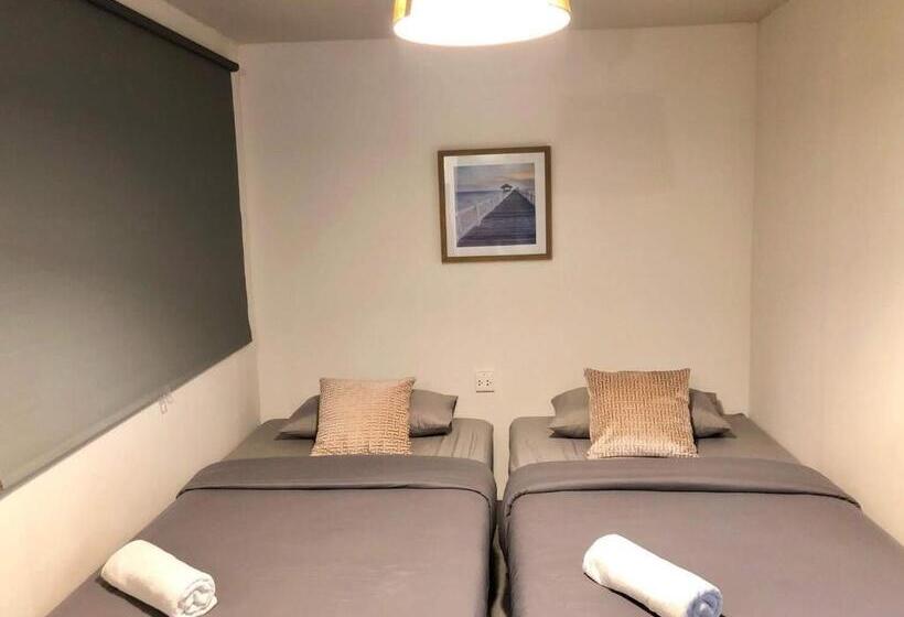 חדר סטנדרט, Tap Salaya