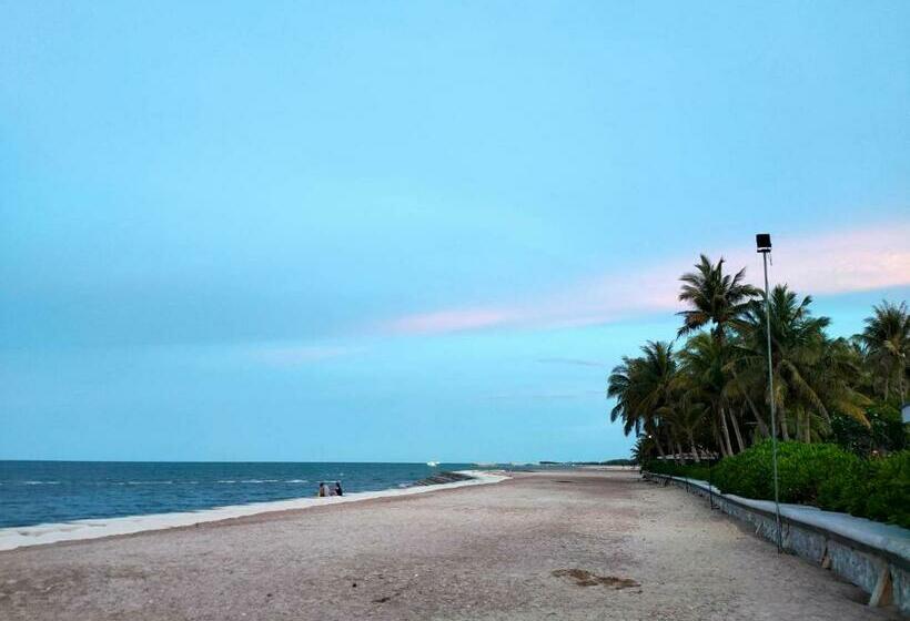 豪华房间, เรนคอนโด ใกล้ ทะเลชะอำ หัวหิน By Napatsogood