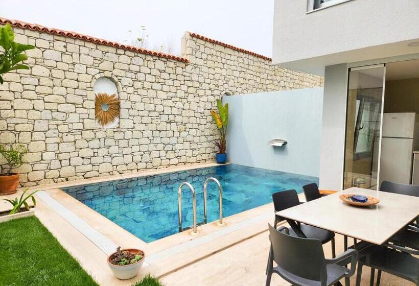 ویلای یک اتاق خوابه با استخر شنا, Anchor Alaçatı