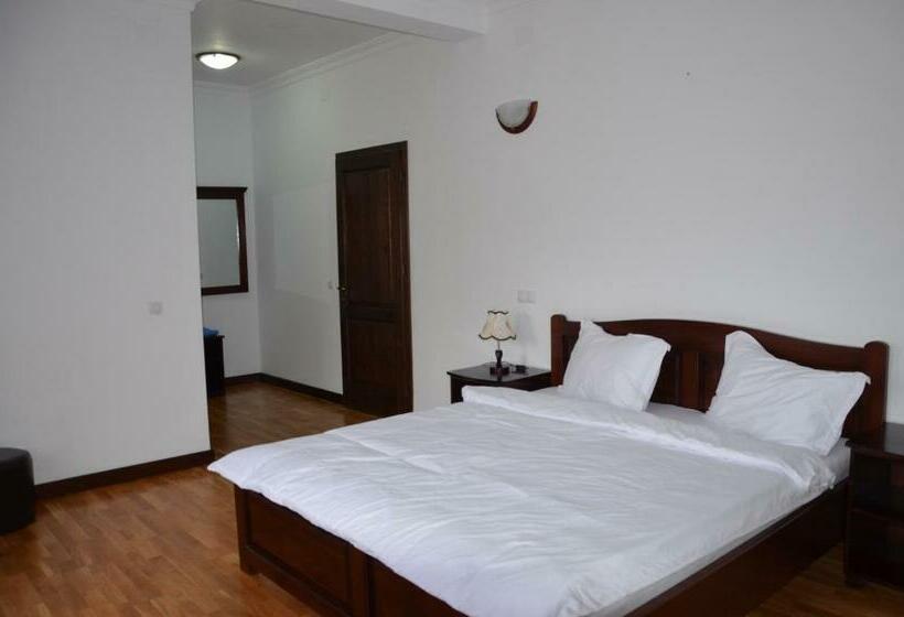 标准间, Pensiunea Zana Muntilor