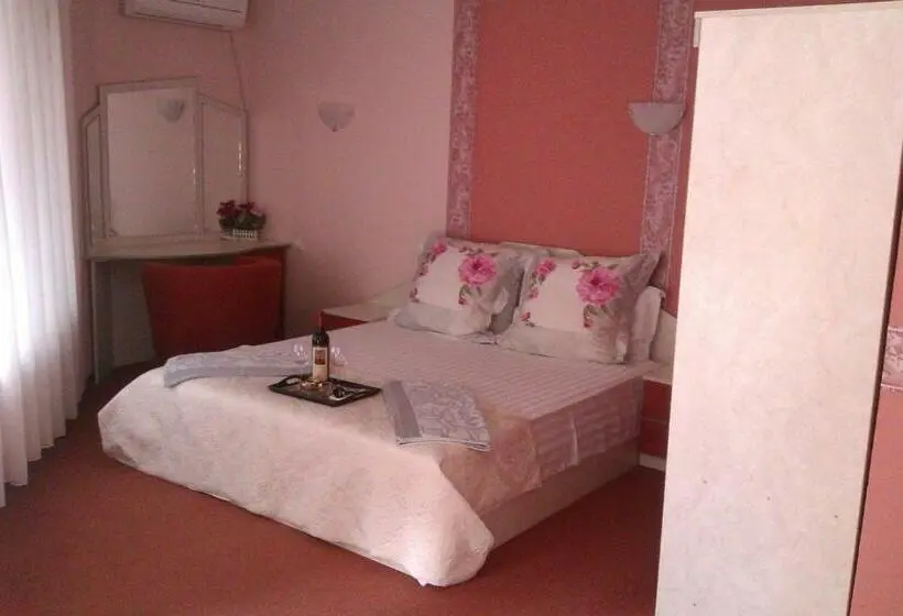 اتاق استاندارد با بالکن, Guest House Orchidea