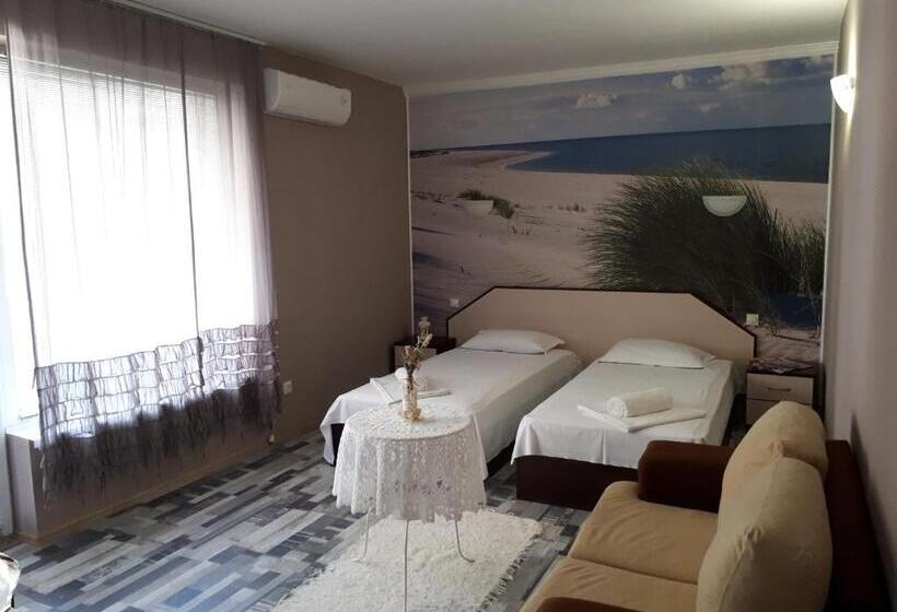 חדר משפחתי, Guest House Orchidea