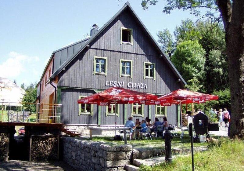 کلبه ییلاقی, Lesní Chata