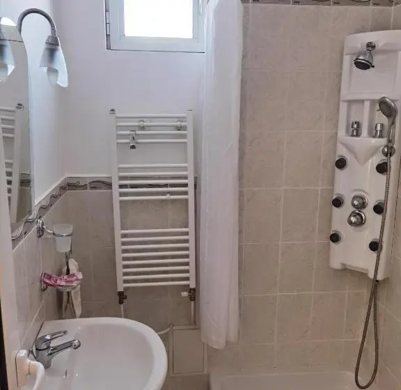 スタンダードルーム, Mira Guest House
