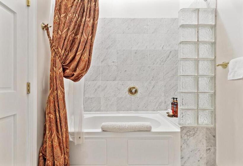 غرفة قياسية فردية, The Columbia Inn At Peralynna