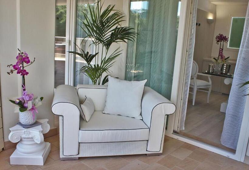 Люкс, Paradiso Hotel Bovelacci