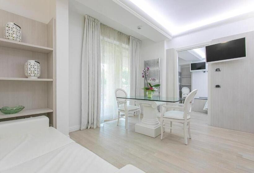 Люкс, Paradiso Hotel Bovelacci