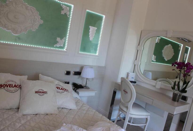 Люкс, Paradiso Hotel Bovelacci