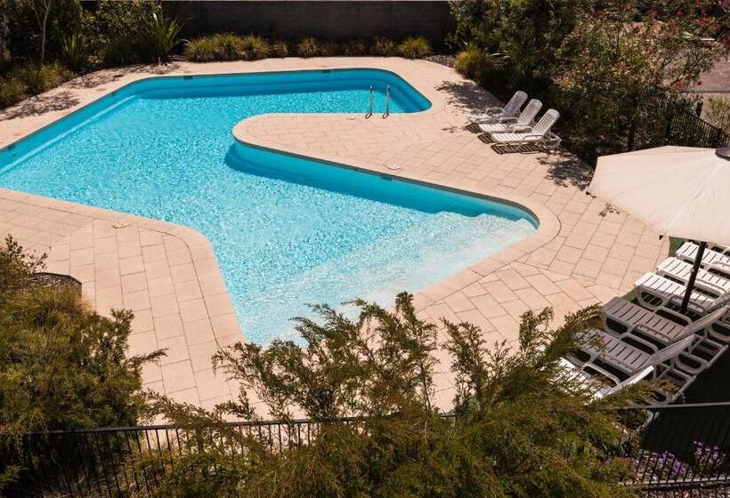 דירת חדר נוף לבריכה, Coast Resort Merimbula