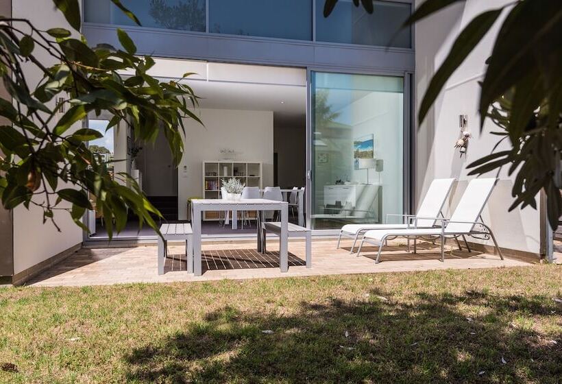 Апартаменты 3 Спальни, Coast Resort Merimbula