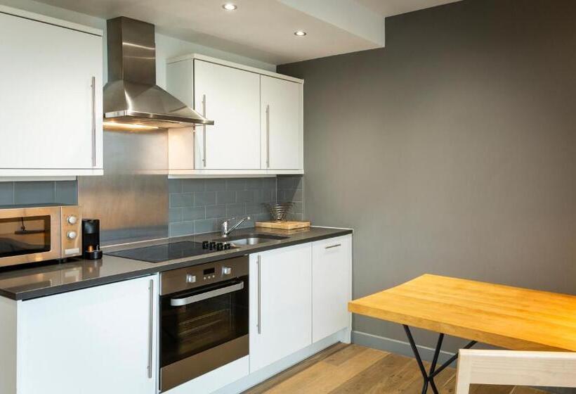 Апартаменты 1 Спальня, Aparthotel Adagio London Brentford
