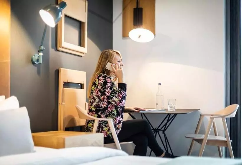 スタンダードスタジオ, Aparthotel Adagio London Brentford