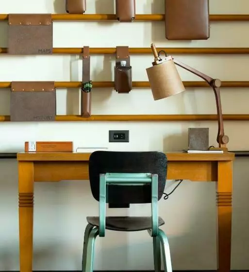 スタンダードルーム, Chicago Athletic Association, Part Of Hyatt