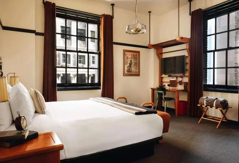 キングサイズベッドのスタンダードルーム, Chicago Athletic Association, Part Of Hyatt