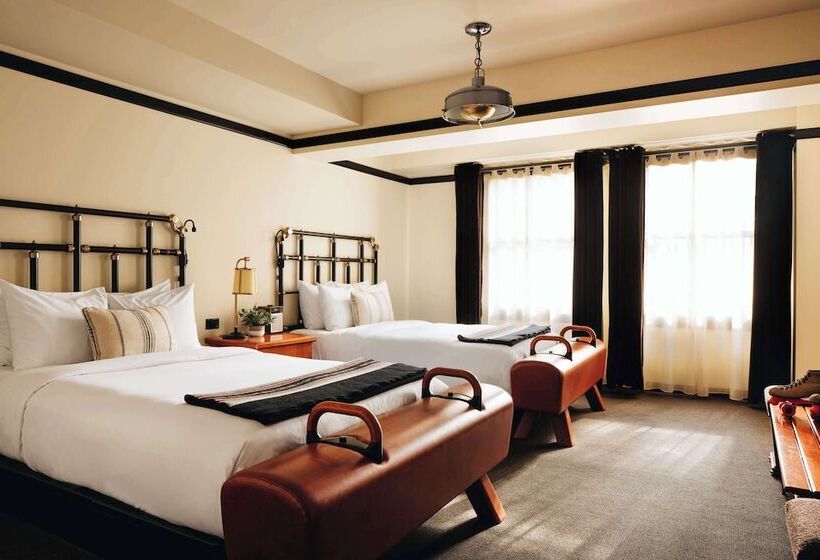Номер Стандарт 2 Двуспальные Кровати, Chicago Athletic Association, Part Of Hyatt
