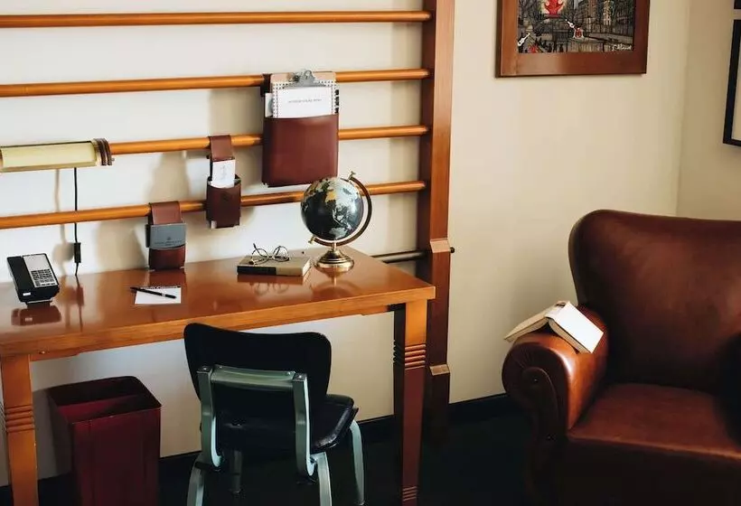 ２ダブルベッドのスタンダードルーム, Chicago Athletic Association, Part Of Hyatt