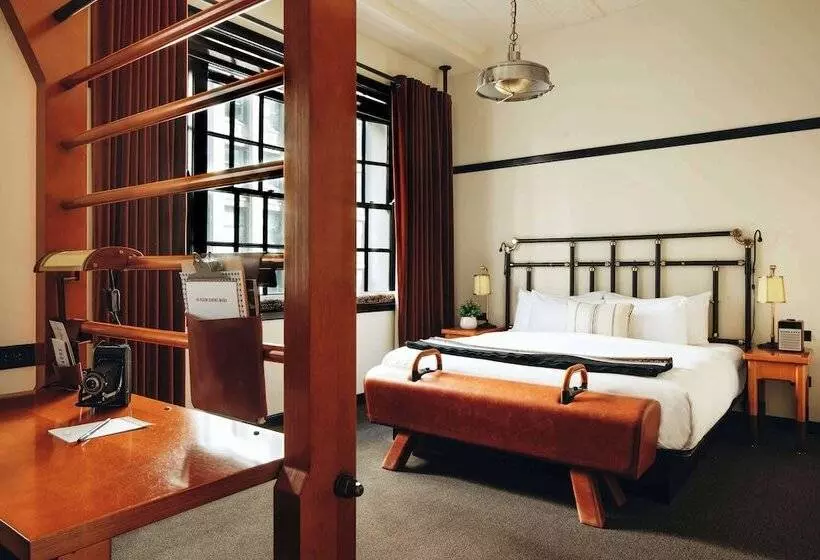 ジュニアスイート, Chicago Athletic Association, Part Of Hyatt