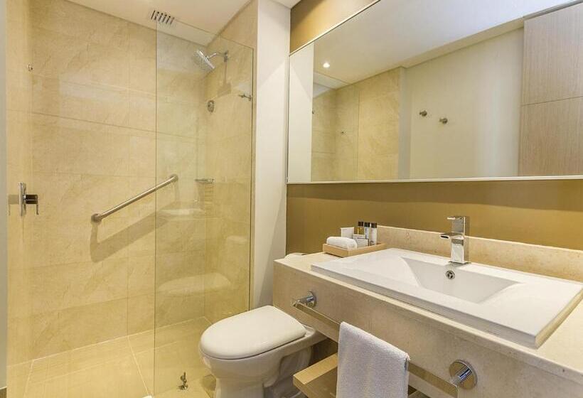 Полулюкс, Cosmos Pacifico