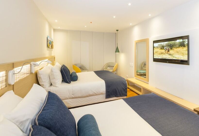 Номер Superior, Cosmos Pacifico