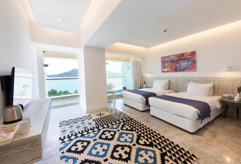 Номер Superior Боковой Вид на Море, D   Resort Ayvalık