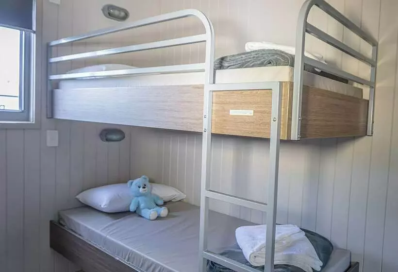 ویلا دلوکس 2 خوابه, Nobby Beach Holiday Village