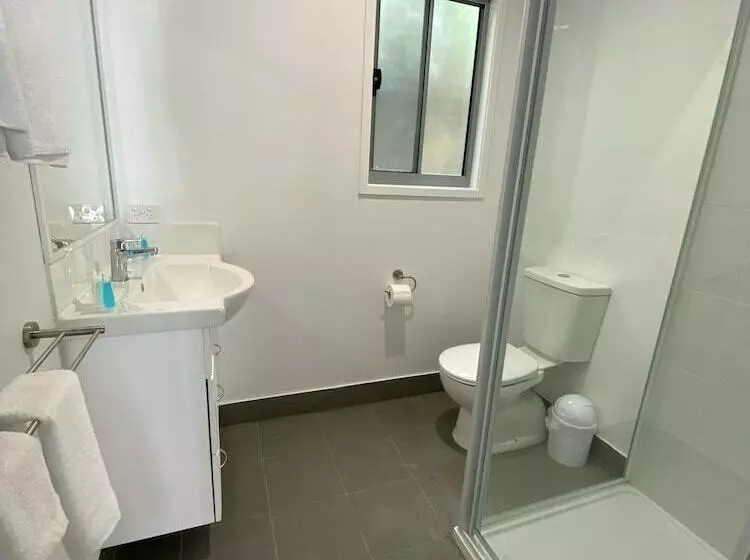 ویلا دلوکس 2 خوابه, Nobby Beach Holiday Village