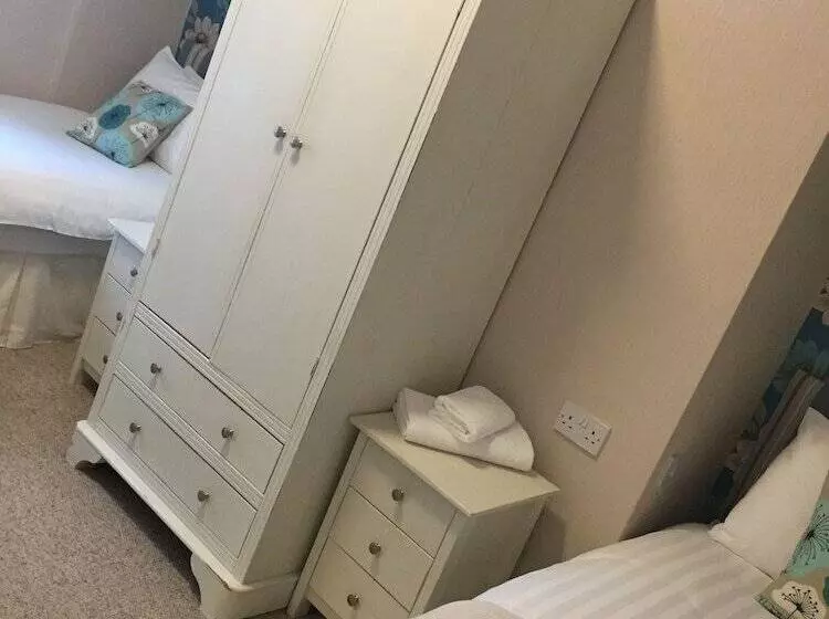 اتاق استاندارد با سرویس بهداشتی مشترک, Phantele Bed And Breakfast