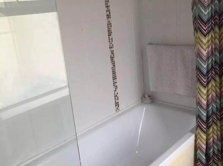 اتاق راحتی, Phantele Bed And Breakfast