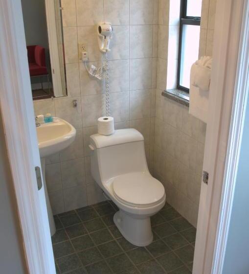 スタンダードルーム, Ponce De Leon