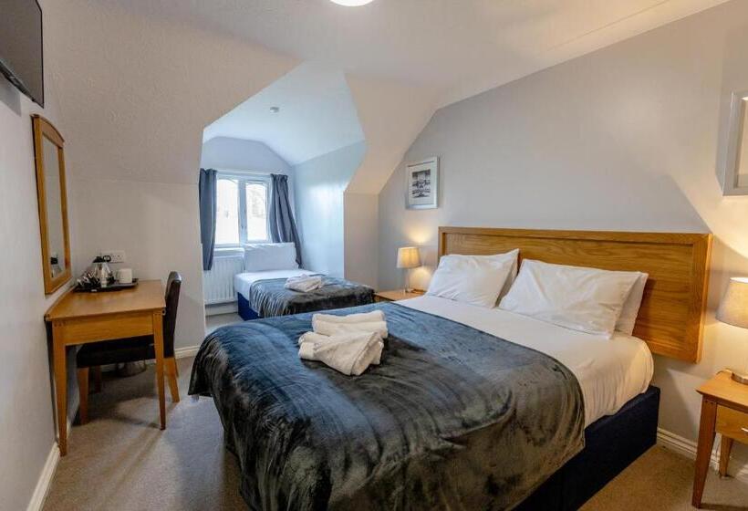 חדר משפחתי, The Angel