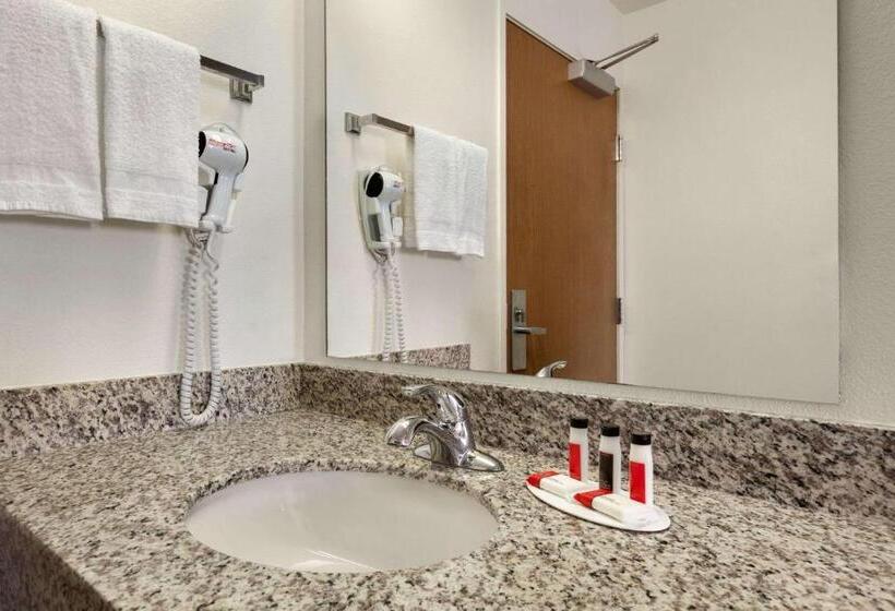 غرفة قياسية, Travelodge By Wyndham Vaughn