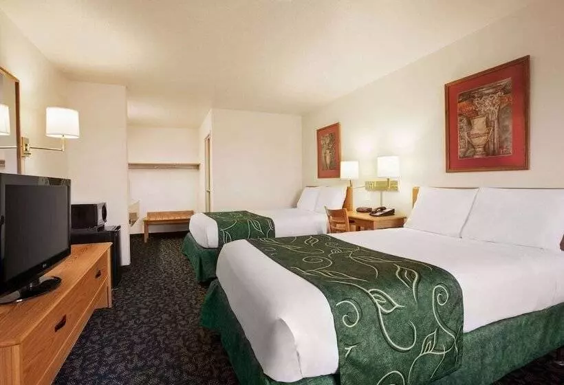 Standard-huone 2 Parivuodetta, Travelodge By Wyndham Vaughn