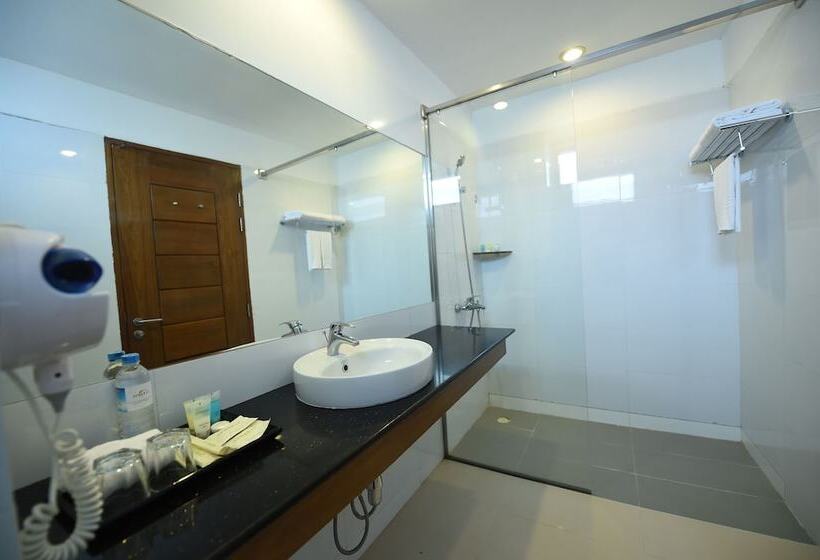 اتاق سوپریور, Zfreeti