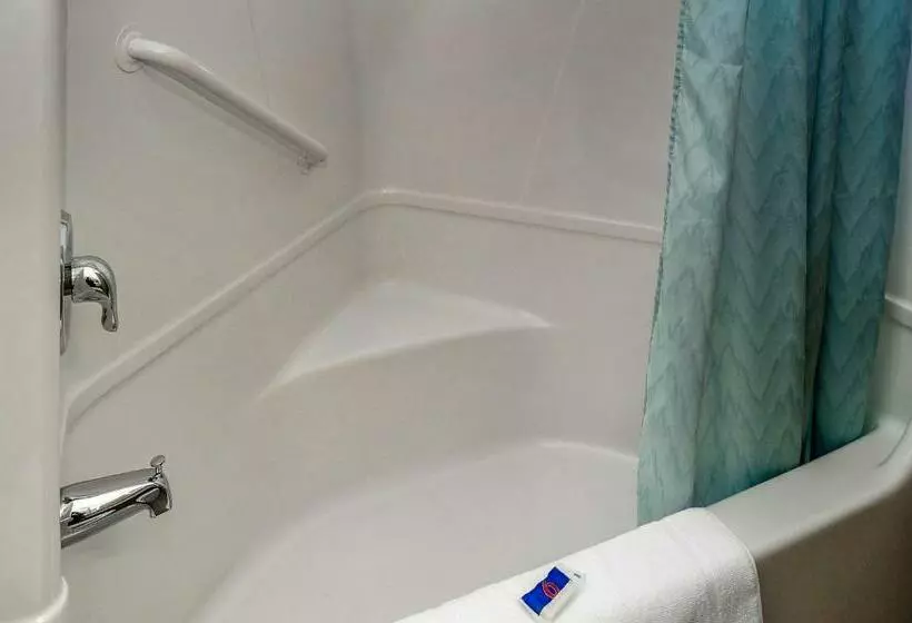 スタンダード４人部屋, Motel 6peterborough, On