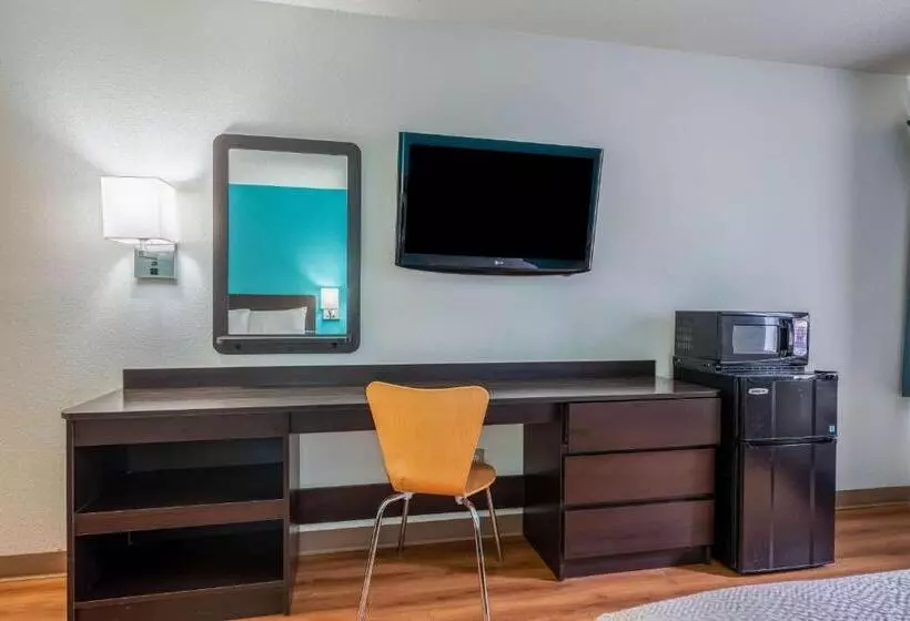 スタンダード４人部屋, Motel 6 Rocky Mount, Nc