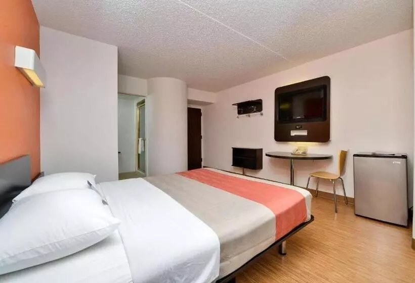 身障者適用スタンダードルーム, Motel 6plano, Tx West Frisco