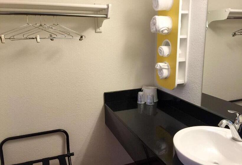 غرفة قياسية, Motel 6roseville, Mn  Minneapolis North