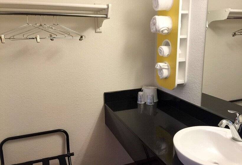 스위트, Motel 6roseville, Mn  Minneapolis North