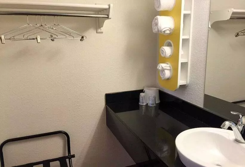 スイート, Motel 6roseville, Mn  Minneapolis North
